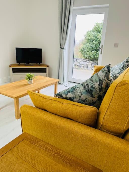 Private Apartment One On Lough Corrib, Oughterard Galway Kültér fotó